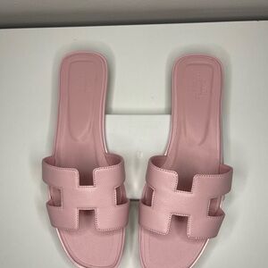 Elegant Pink Slide Sandals